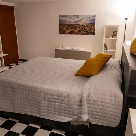 - Pieno Centro A 2 Passi Dall'acquario